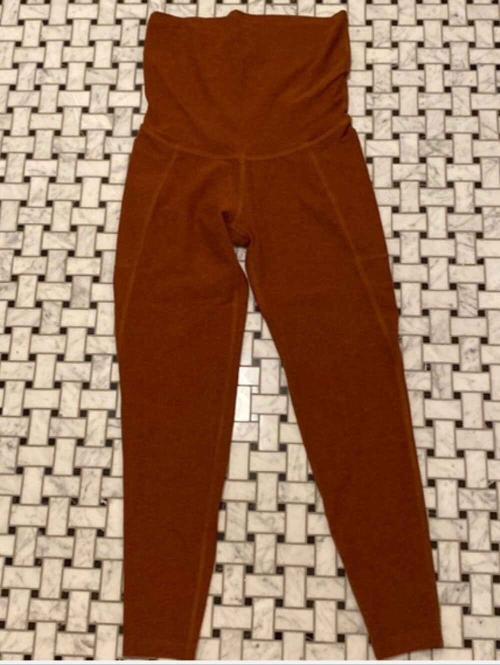 Spacedye™ Love the Bump Maternity Pocket Midi Legging Rust Size Medium
